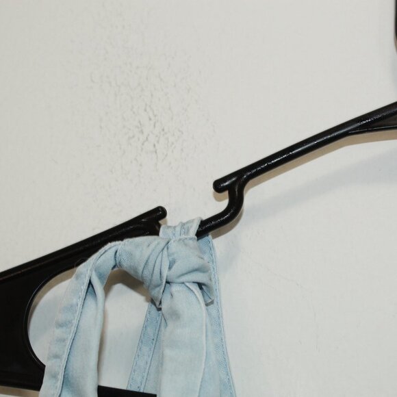 Jane and Delancey Light Blue Tie Strap Tank Top Size Small - Picture 6 of 9